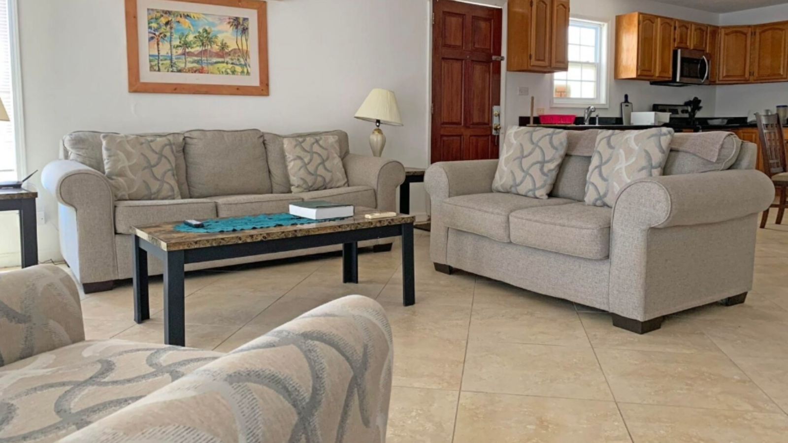 2 bedroom / 2 bathroom with 2 patios