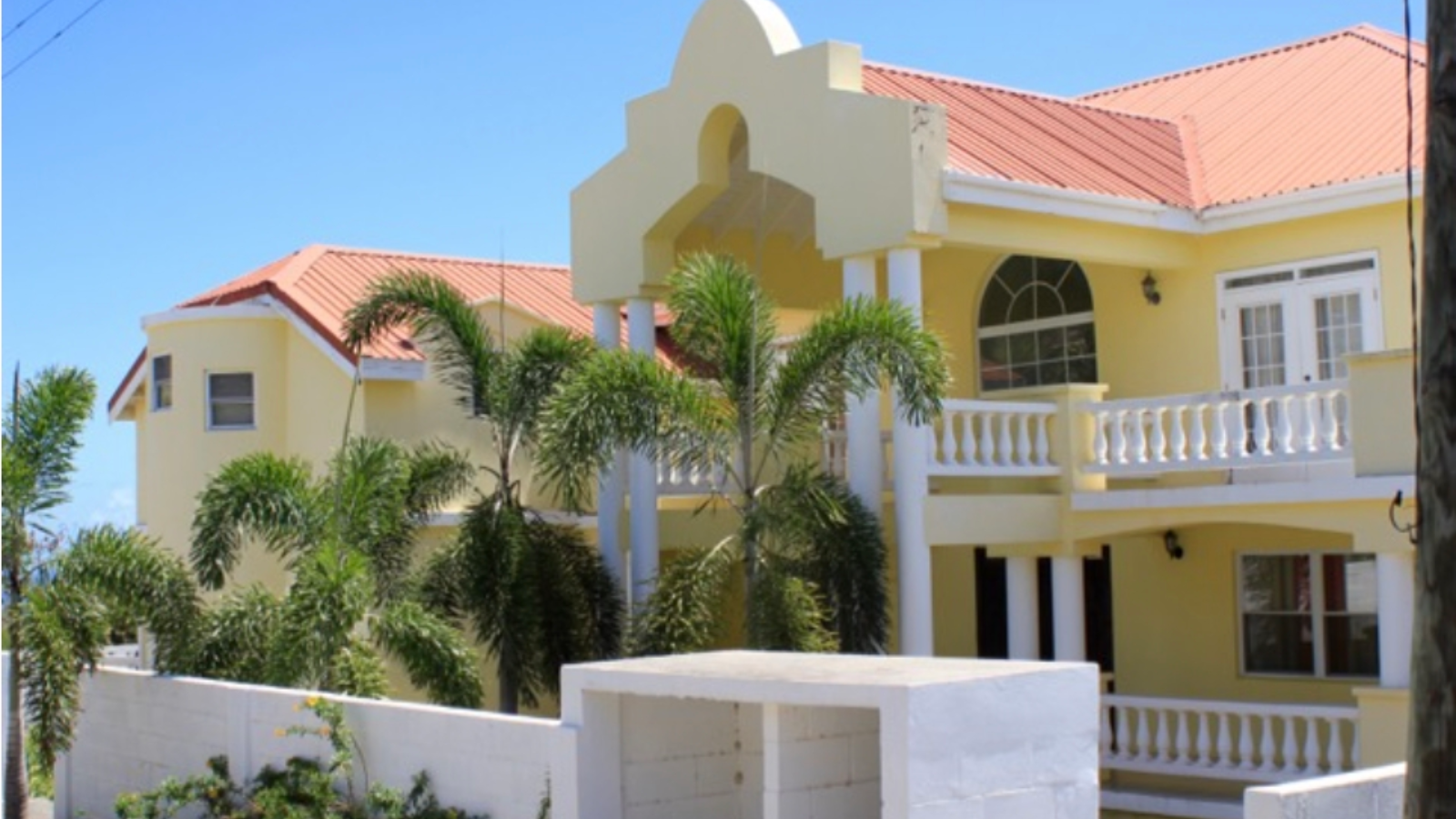 Hill Side House – Frigate Bay