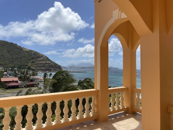 2 bedroom / 1 bathroom with Gulf Course View - Image 4